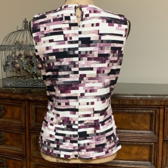 Calvin Klein Pleated Neckline Sleeveless Top Women's Medium Petite PM White EUC - Picture 2 of 6